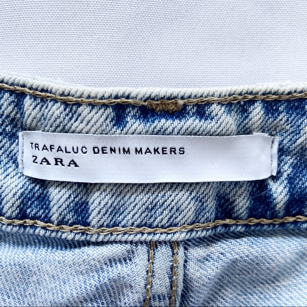 ❤️SOLD Zara Trafaluc Light Blue Wash Destroyed Distressed Denim Jean Shorts 4 - Picture 6 of 7